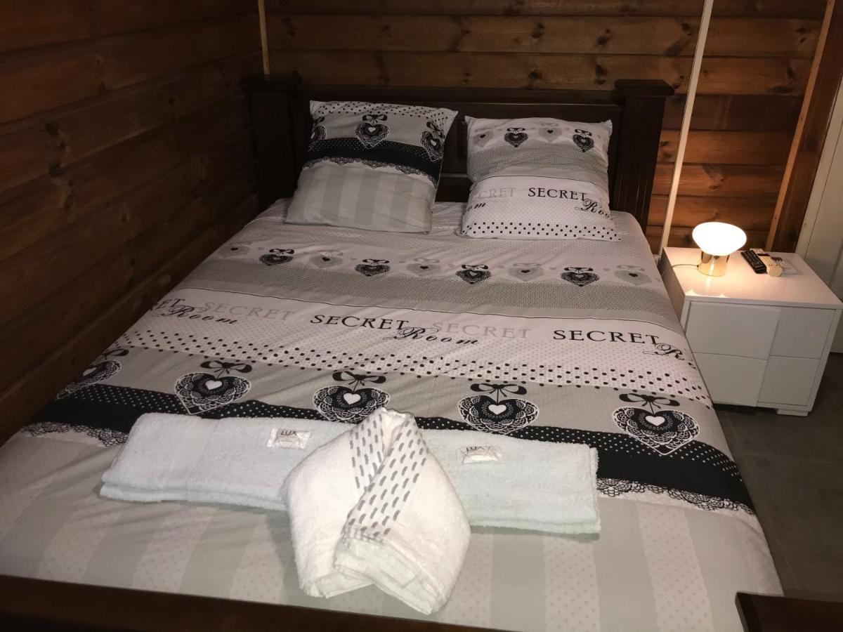 Chambre1 Residence Beauregard Koungou Buitenkant foto